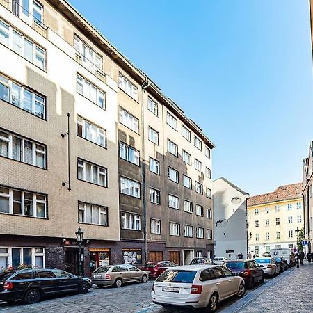 Cozy Old Town Stay - 1-Bedroom Apartment Praag Buitenkant foto