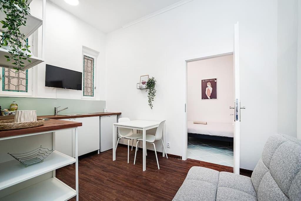 Cozy Old Town Stay - 1-Bedroom Apartment Praag Buitenkant foto