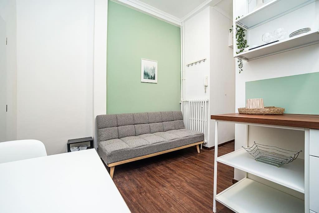 Cozy Old Town Stay - 1-Bedroom Apartment Praag Buitenkant foto
