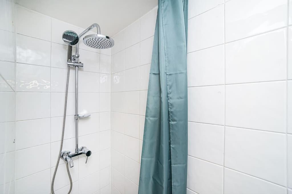 Cozy Old Town Stay - 1-Bedroom Apartment Praag Buitenkant foto